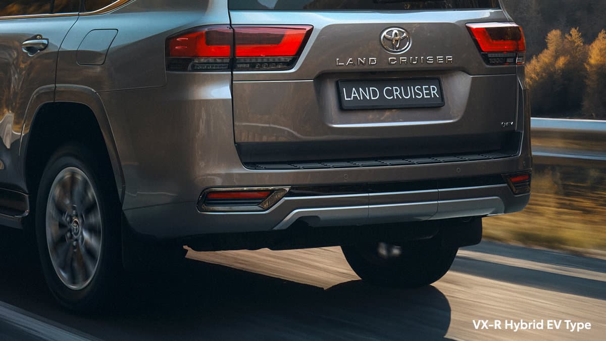 New Land Cruiser Hybrid EV: New Rear Lower Bumper