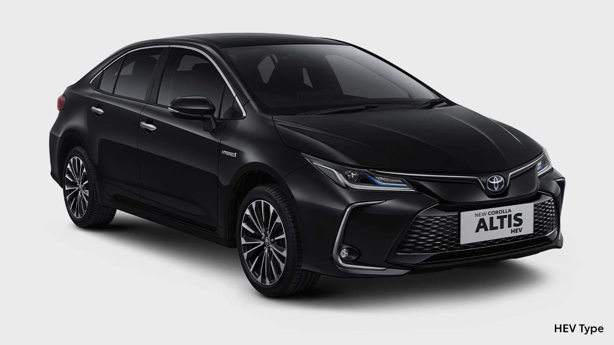 New Corolla Altis Hybrid EV: Car Front Side