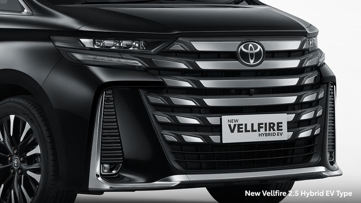 New Vellfire Hybrid EV: The More Elegant Front Grille