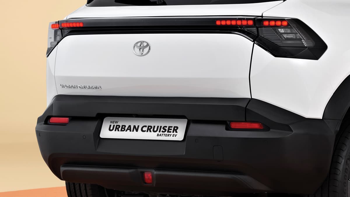 New Urban Cruiser Battery EV: New Rear Combination Lamp and Tailgate Shape