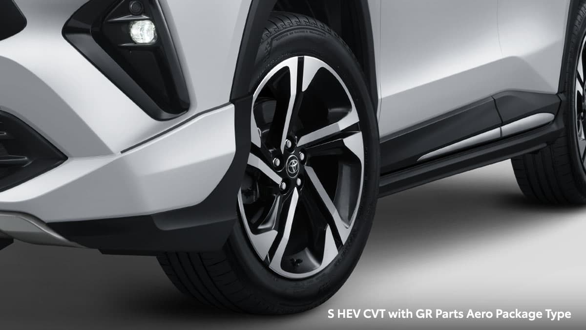 Yaris Cross S Hybrid EV: Stunning 18" Alloy Wheel