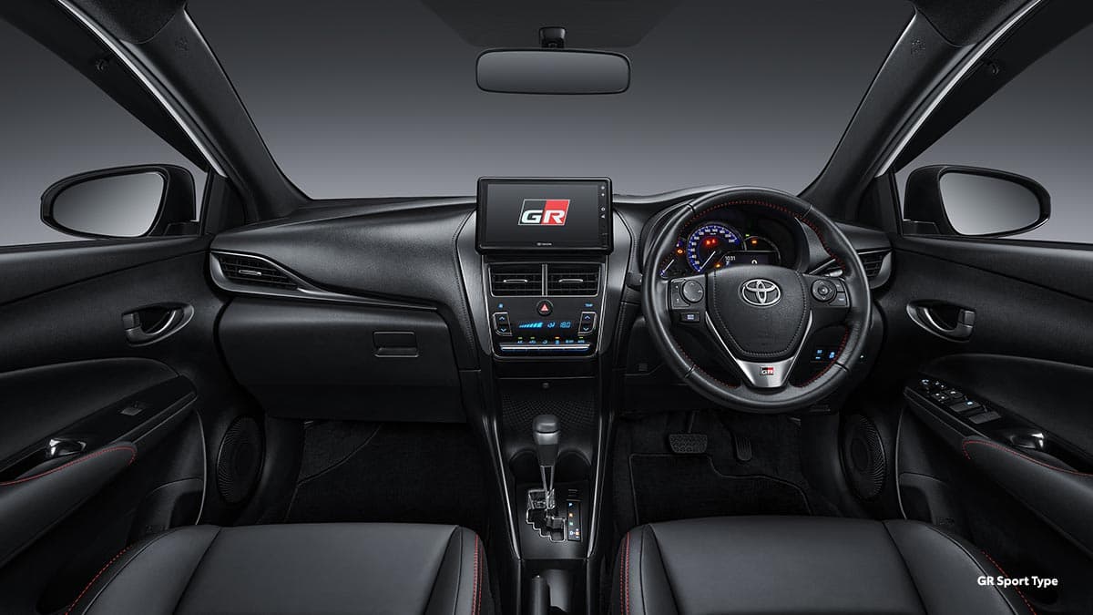 Yaris: New Sporty Look Interior