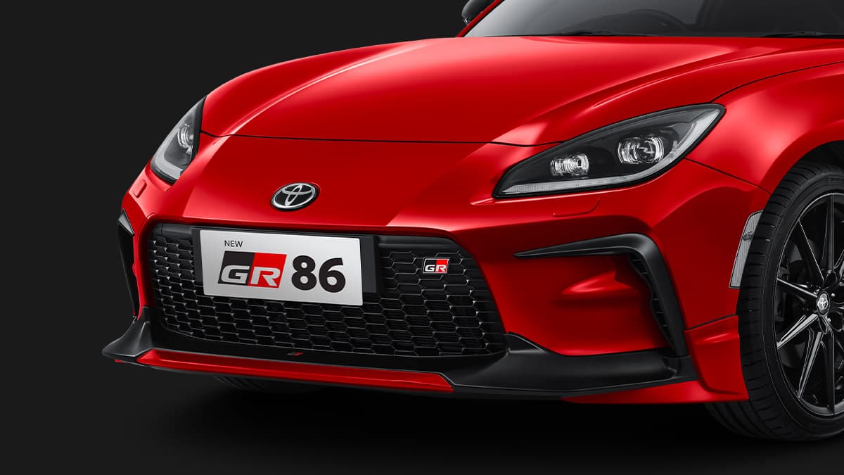 All New GR 86: Prominent Front Bumper Spoiler & Grille