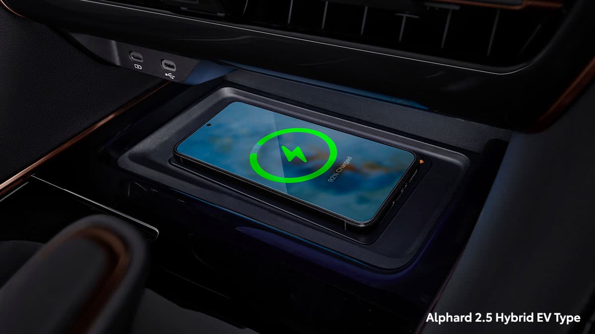 New Alphard XE: Wireless Charger