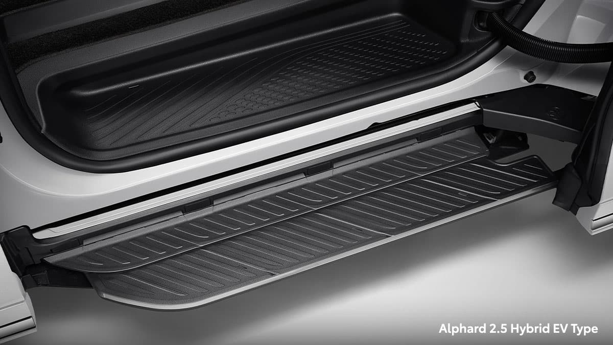 New Alphard Hybrid EV: New Retractable Side Step