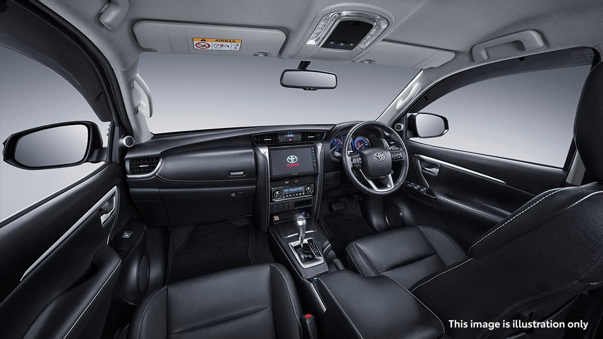 New Fortuner G: Sporty Dashboard