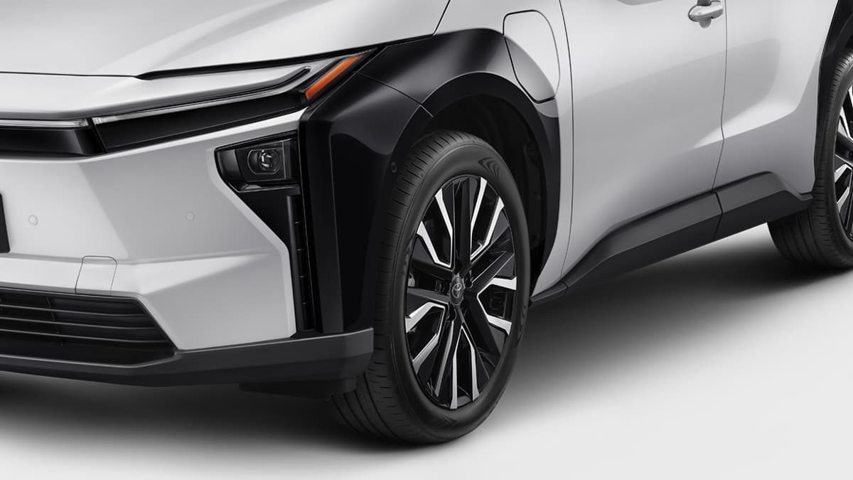 bZ4X Battery EV: New Front Quarter Panel
